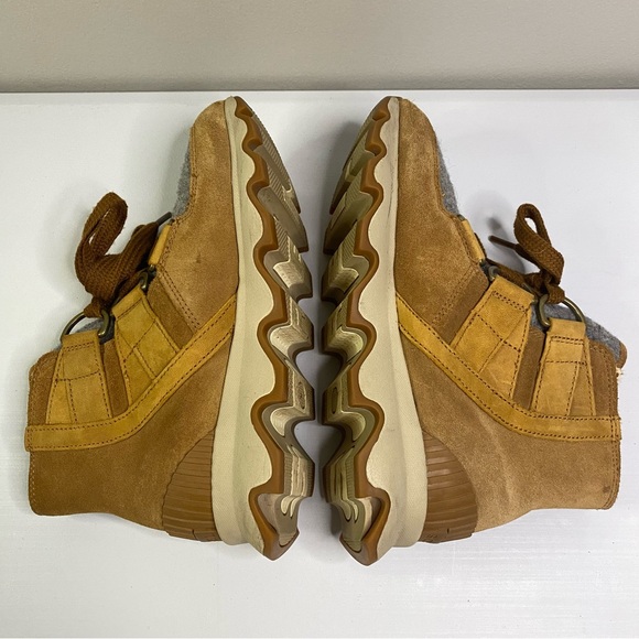 Sorel Kinetic Caribou Boot Womens Tawny suede Waterproof Insulated size 7 camel - Picture 8 of 13